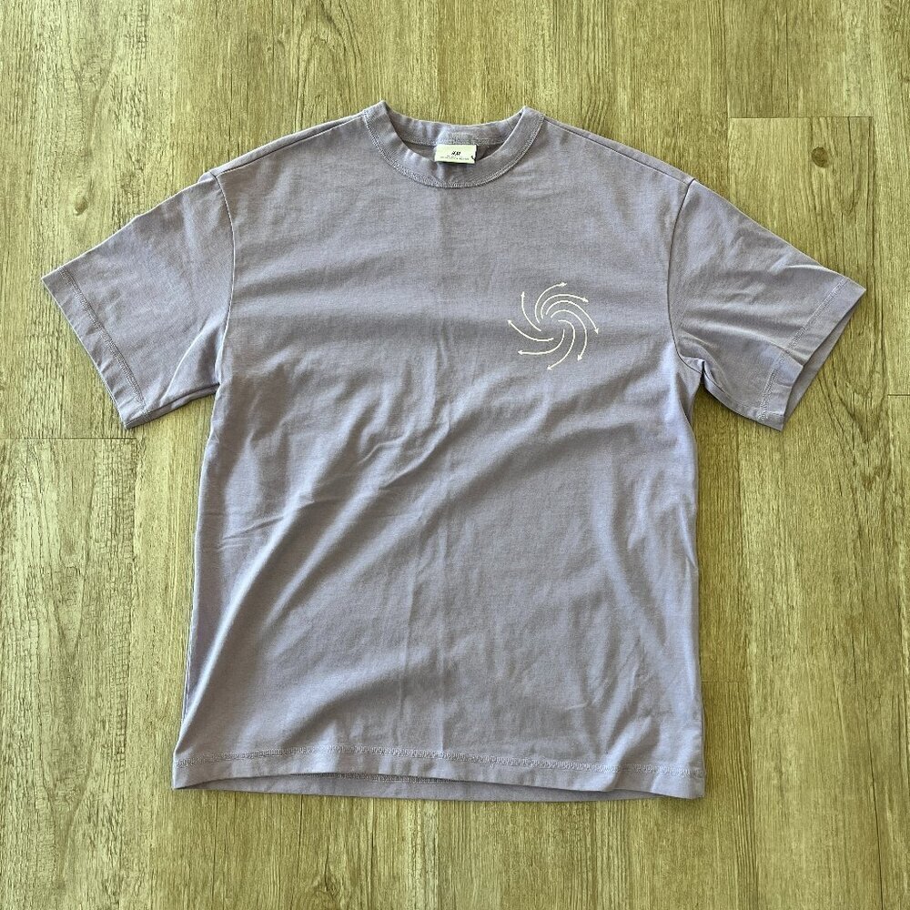 Mens H&M Light Purple Graphic Short Sleeve Tshirt - S